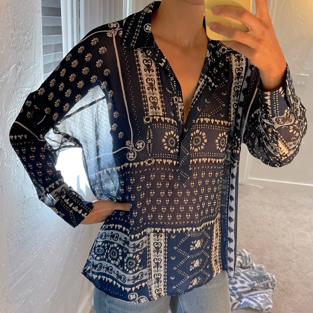 Zara blouse - Blue with white pattern Size S